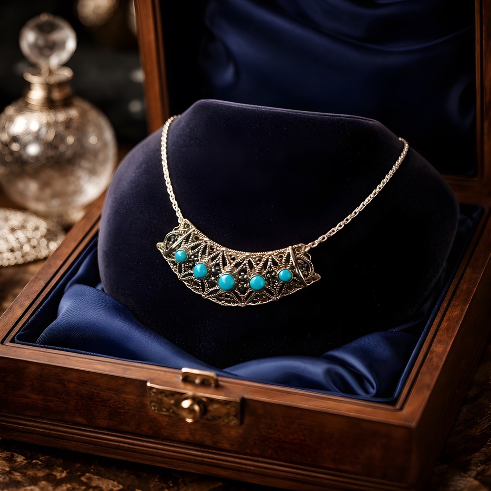 *NEW* 925 Silver Marcasite and Turquoise Tunnel Pendant Necklace